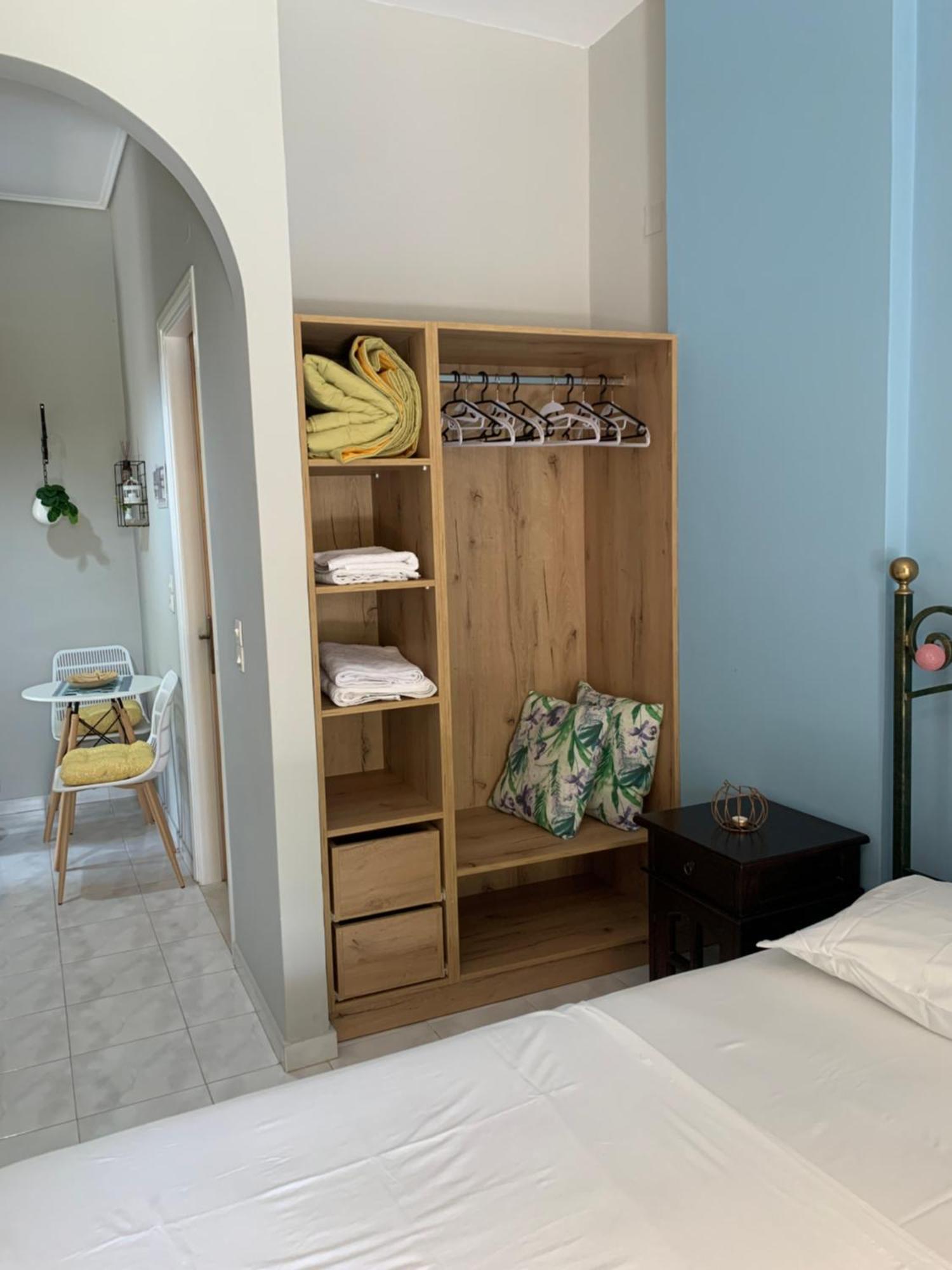 Katerinas Inn Apartments Keri Eksteriør billede